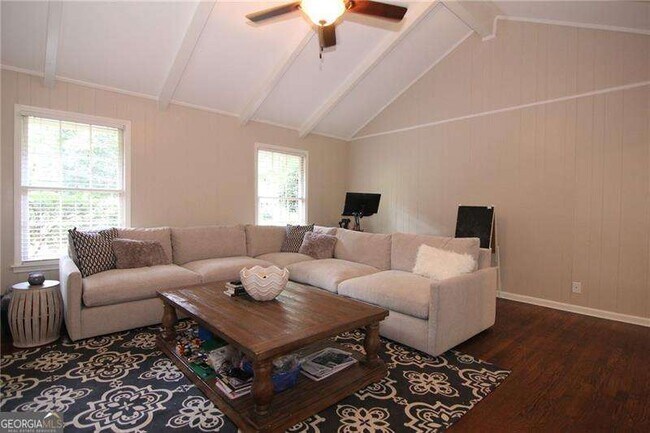 Building Photo - 3571 Sunderland Cir NE