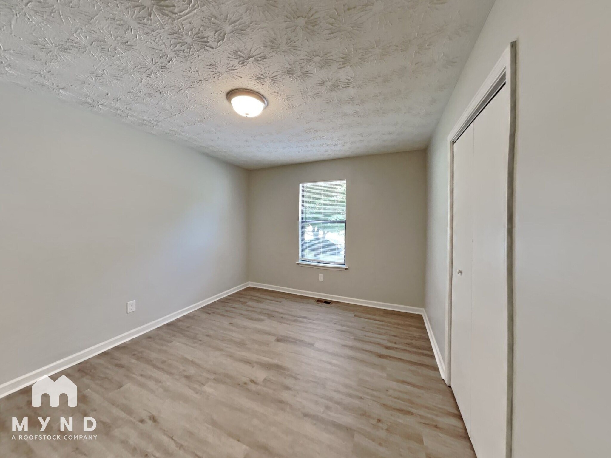 Building Photo - 2605 Winding Creek Dr