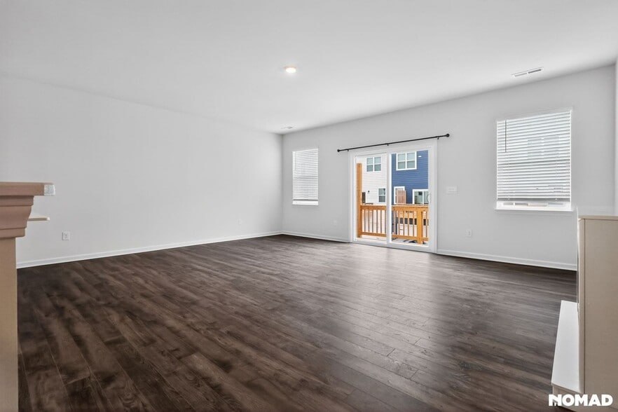 Building Photo - 821 Washington St