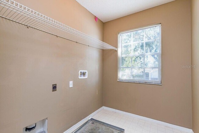 Building Photo - 12919 Brant Tree Dr