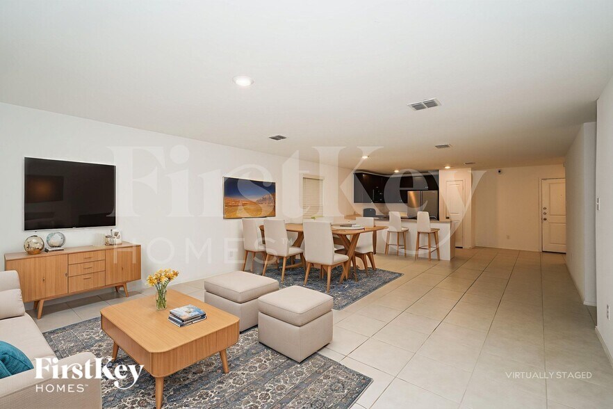 Building Photo - 14841 Firerock Rd