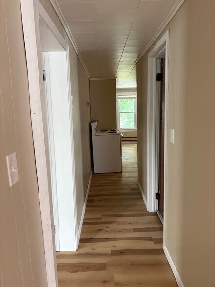 Hall - 8 Pine St