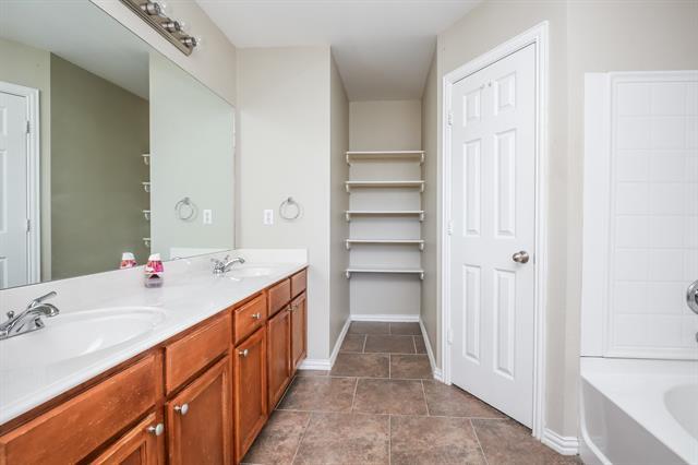 Building Photo - 125 Currie Ct