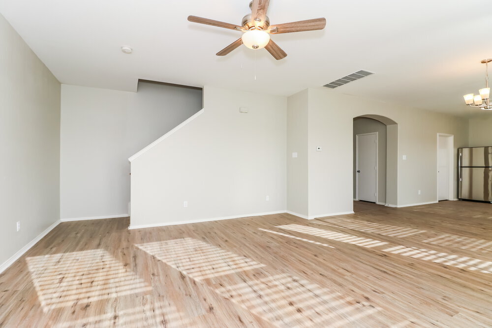 Building Photo - 2705 Gardendale Dr