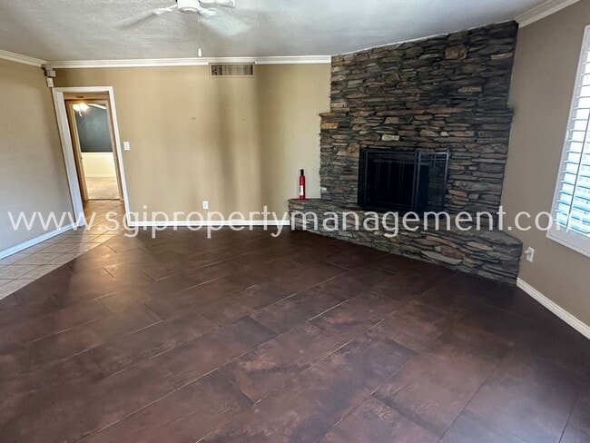 Building Photo - Luxury home with basketball court.