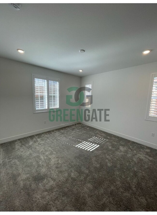 Building Photo - New Build in Tracy Hills!! 4 Bedroom 2.5 Bath AVAILABLE NOW!!