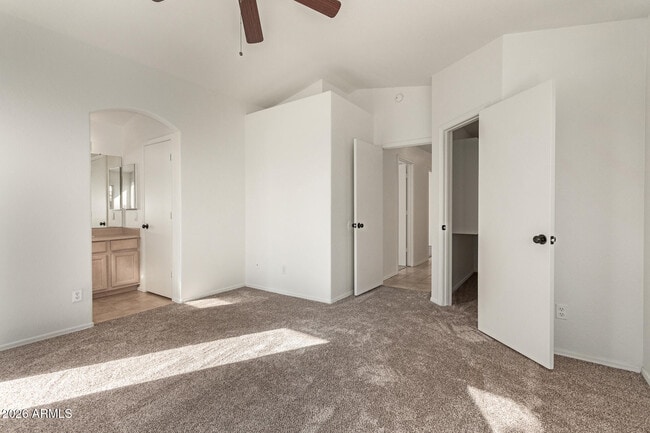 Building Photo - 3517 W Sands Dr