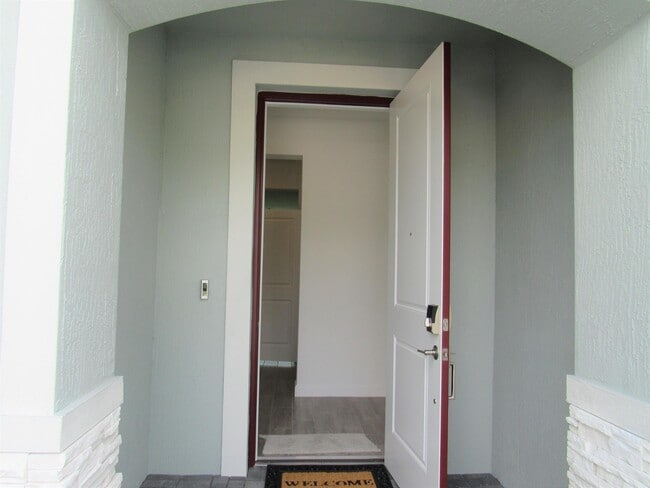 Building Photo - 4332 Pond Lily Ln