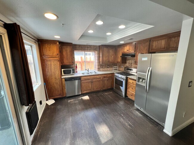 Building Photo - Pacific Grove Home for Rent in Canyon Coun...