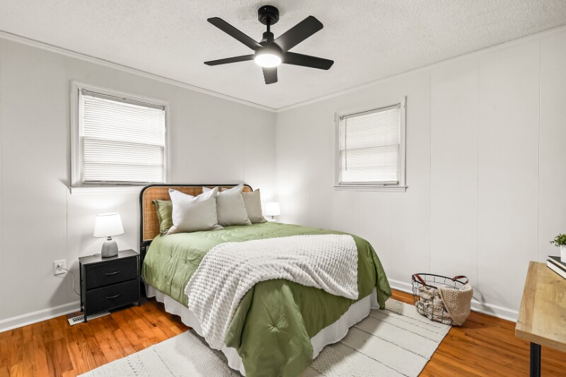 Building Photo - 3912 Seminole Ave