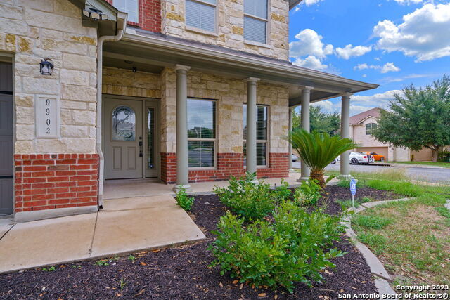 Building Photo - 9902 Meadow Lark
