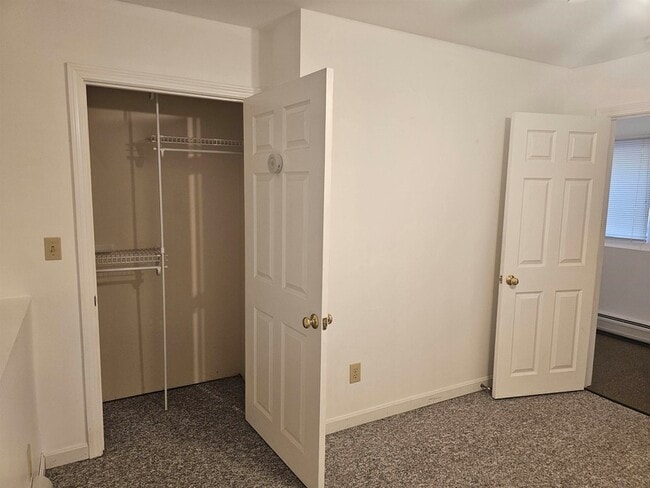 Building Photo - 30 Sterling Ln