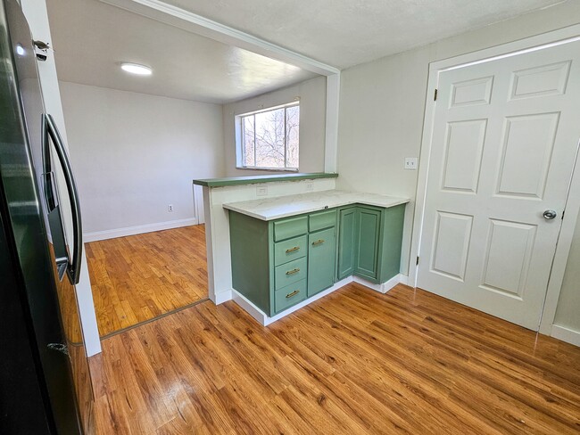 Building Photo - 10816 Highpoint Dr
