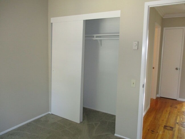 Building Photo - Rancho Bernardo 3 bedroom 2.5 bath Spaciou...