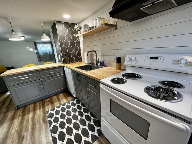 Building Photo - 101 N Wayland Ave