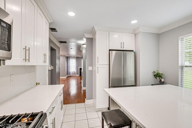 Building Photo - 131 Bonney Ct