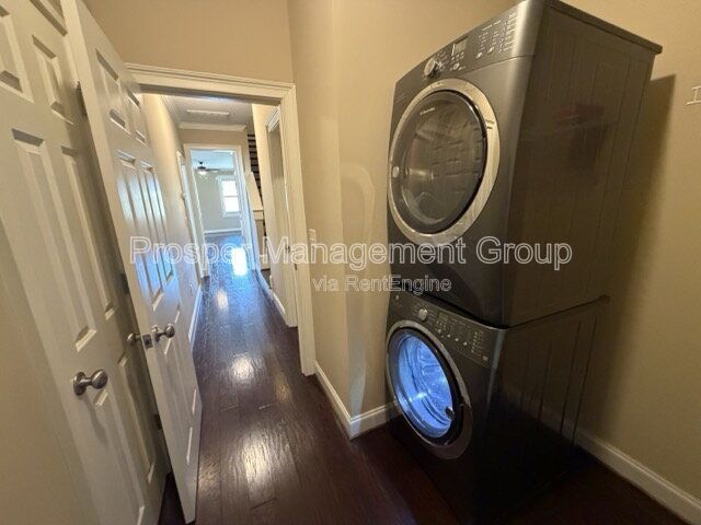 Building Photo - 11 Shadwell St