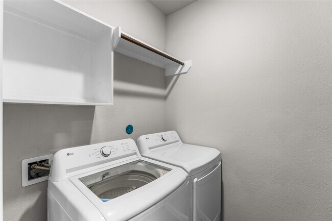 Building Photo - 4362 McGregor Blf Ln