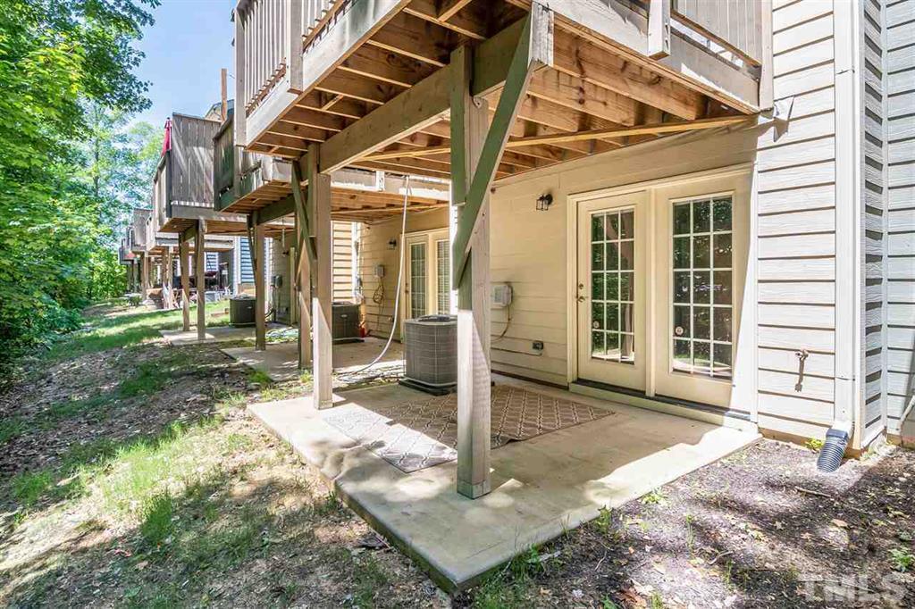 Building Photo - 2800 Bedford Green Dr