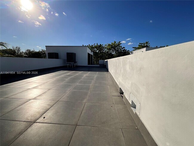 Building Photo - 3376 Perry Frow Dr