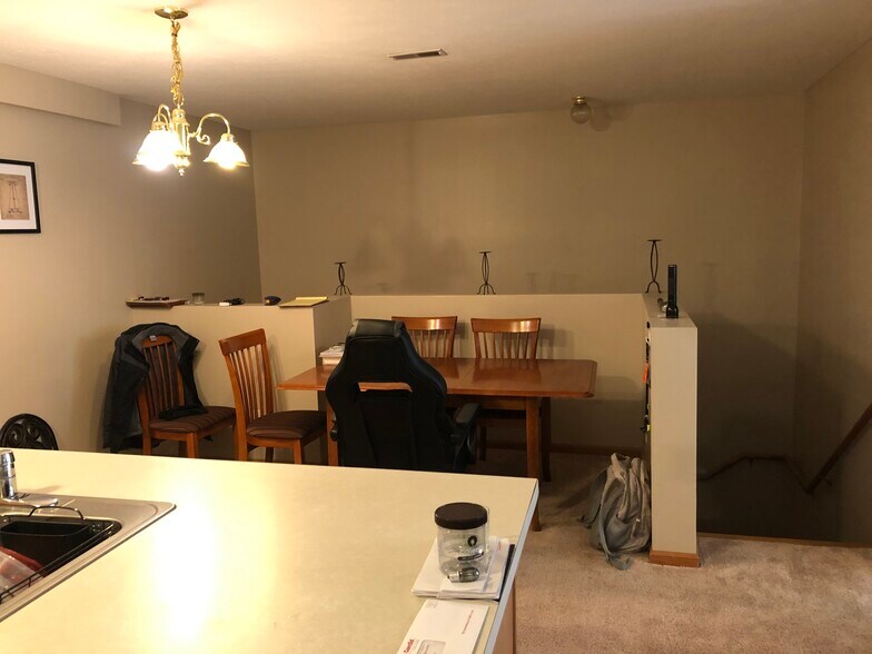 Building Photo - 2021 Anjali Way