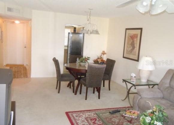 Building Photo - 4575 Cove Cir