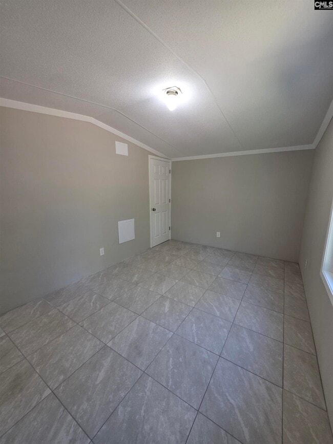 Building Photo - 714 Windy Rd