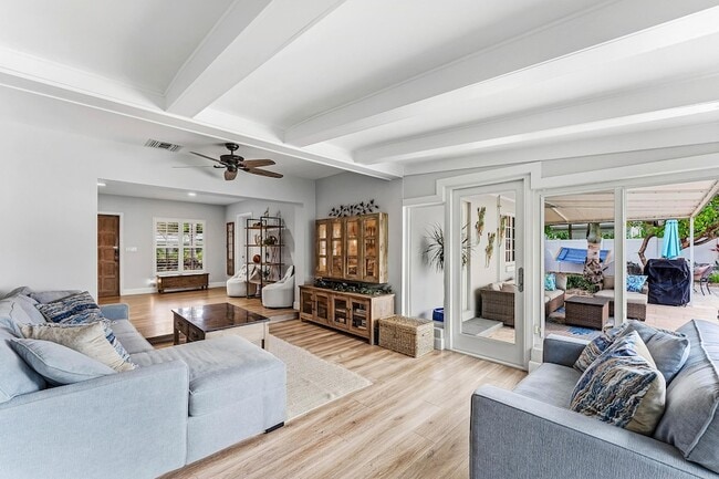 Building Photo - 20 NW 11th St