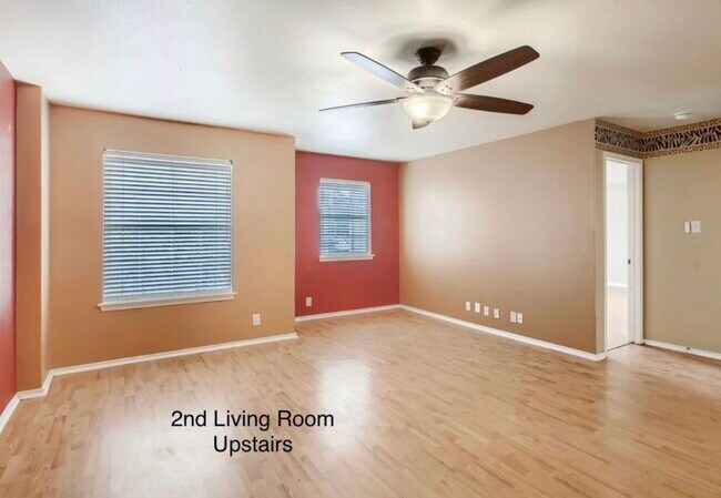Building Photo - 518 Pecos Cir