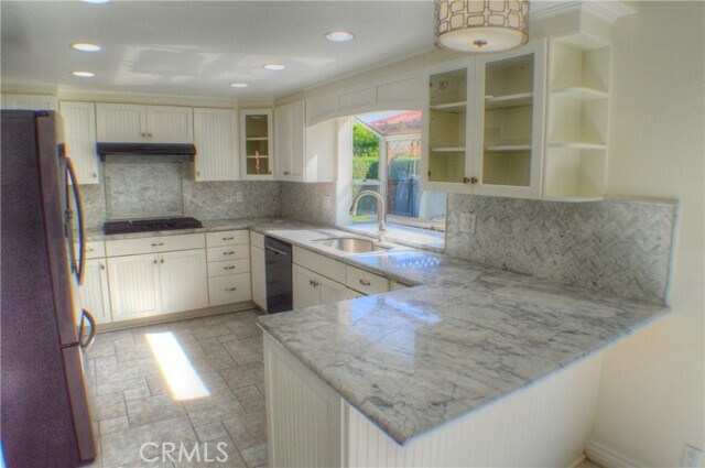 Building Photo - 25592 Leeward Dr