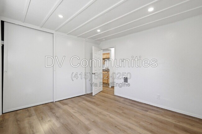 Building Photo - 47793 Harris St
