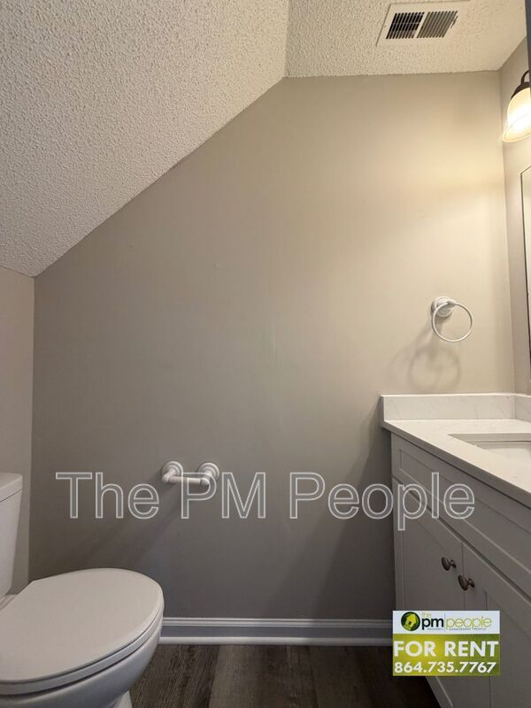 Building Photo - 3 Pointer Ln