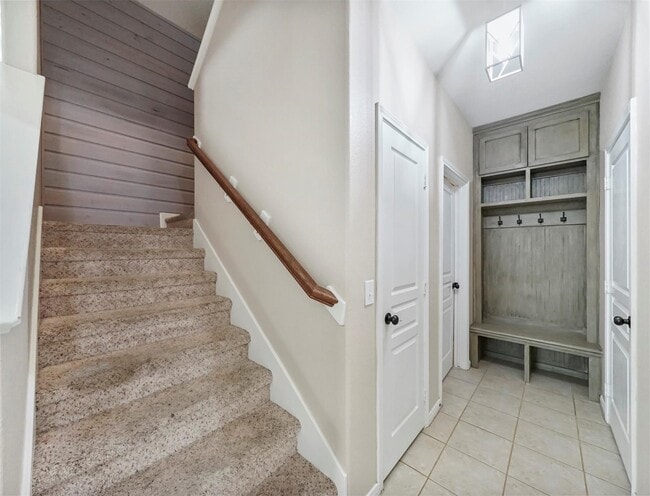 Building Photo - 20015 Flax Flower Dr