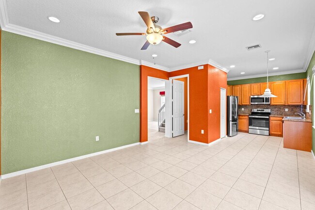 Building Photo - 10779 Paperbark Pl