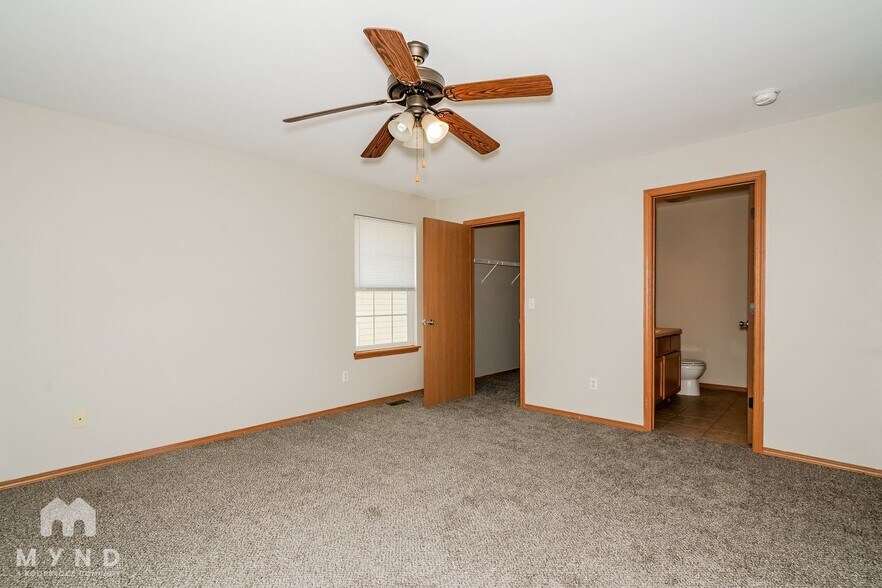 Building Photo - 3634 S Sulgrove Ave