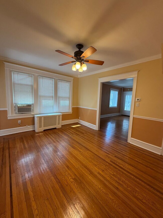 Building Photo - Spacious 3 Bedroom Home – Backyard + Porch Included!