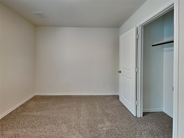 Building Photo - 316 Arbor Dr
