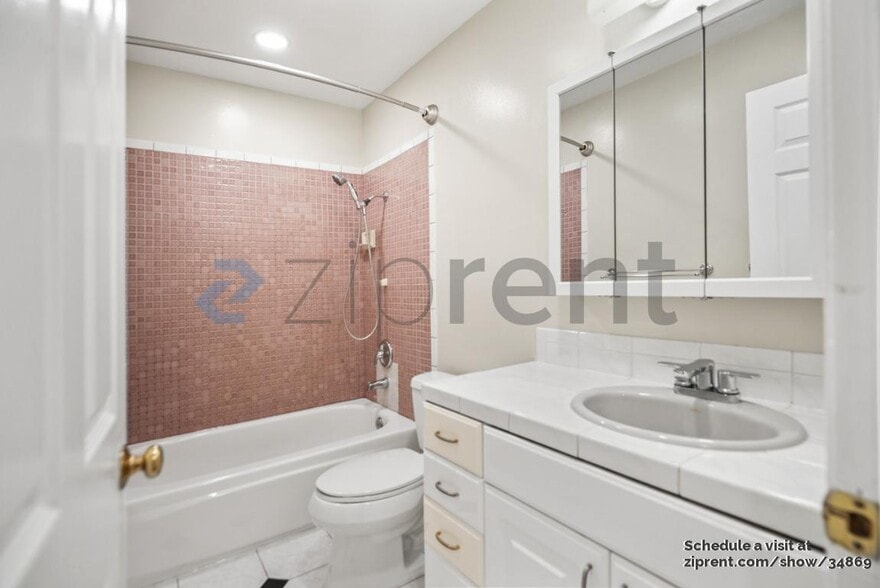 Building Photo - 3314 Landess Ave