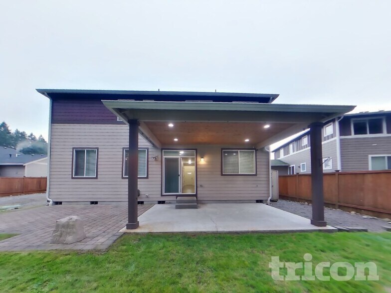 Building Photo - 7708 237th St Ct E