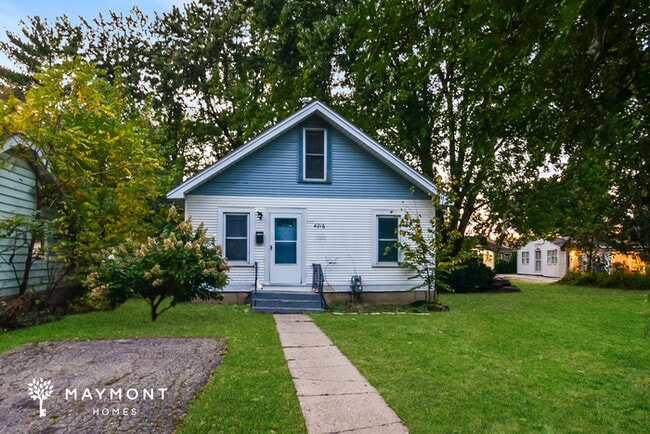 Primary Photo - 4216 Cheatham Ave