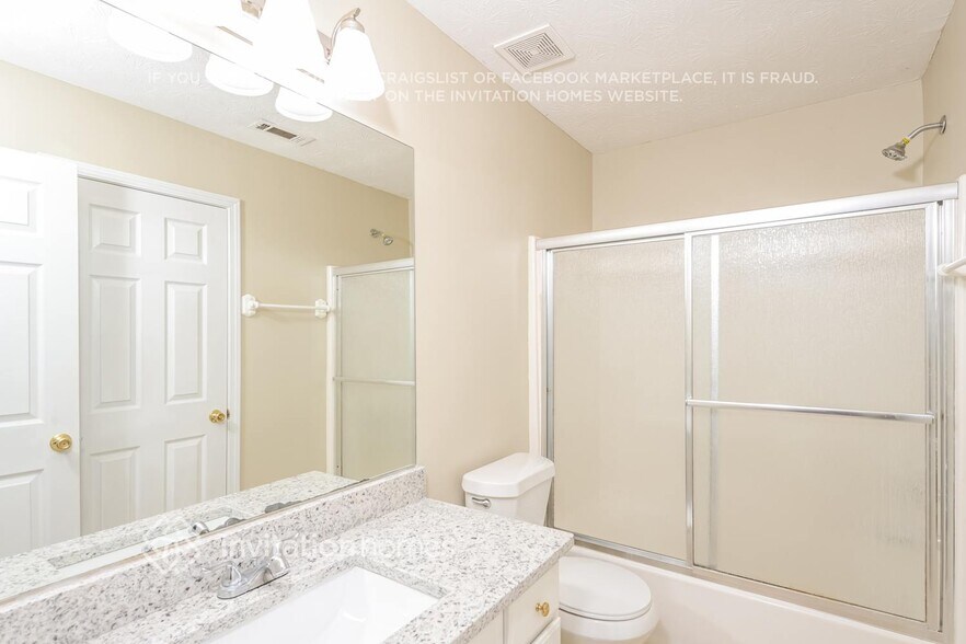 Building Photo - 2905 Meadow Gate Way