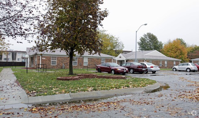 Building Photo - Prairie Estates