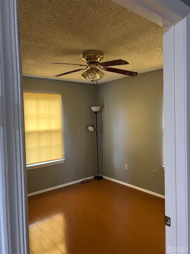 Building Photo - 262 Kempsey Dr