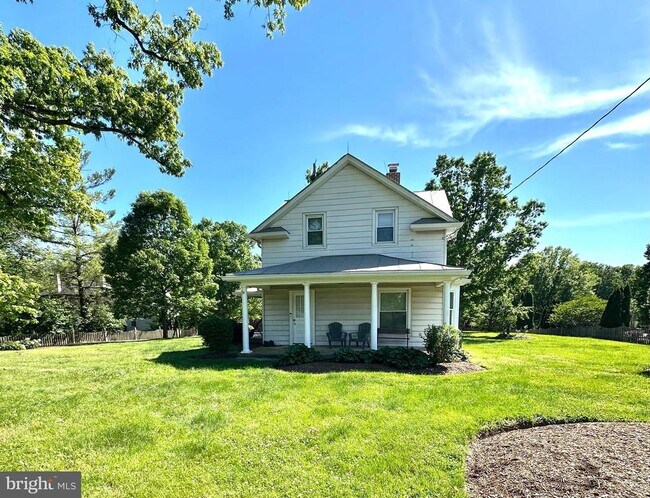 Building Photo - 6501 Glenbard Ct