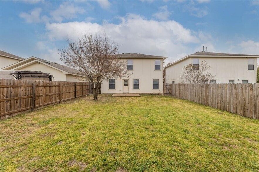 Yard Size, outdated paint - 191 Black