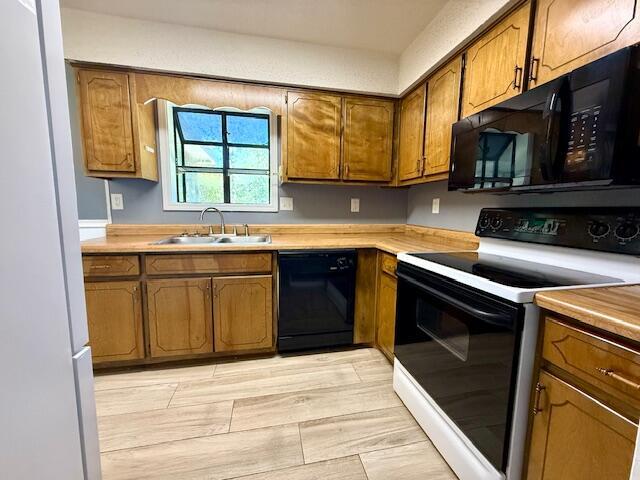 Building Photo - 331 Hudson Dr