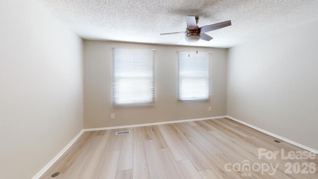 Building Photo - 7344 Pebblestone Dr