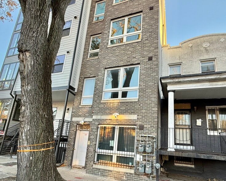 Primary Photo - 2009 Benning Rd NE