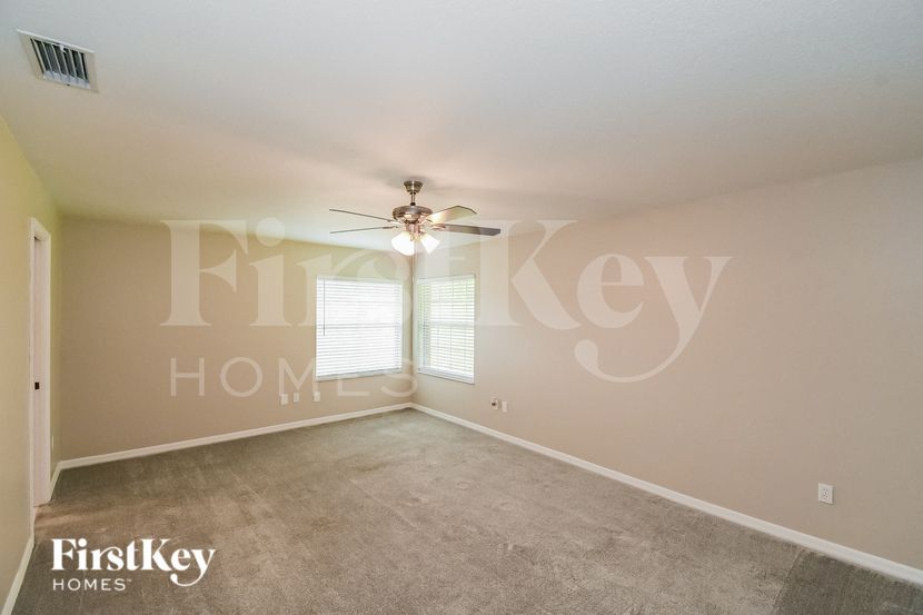 Building Photo - 47 Flemingwood Ln