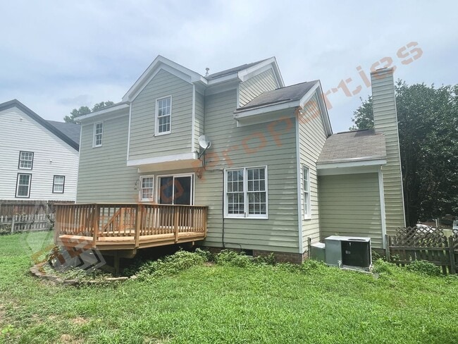 Building Photo - 537 Mountain Lake Dr